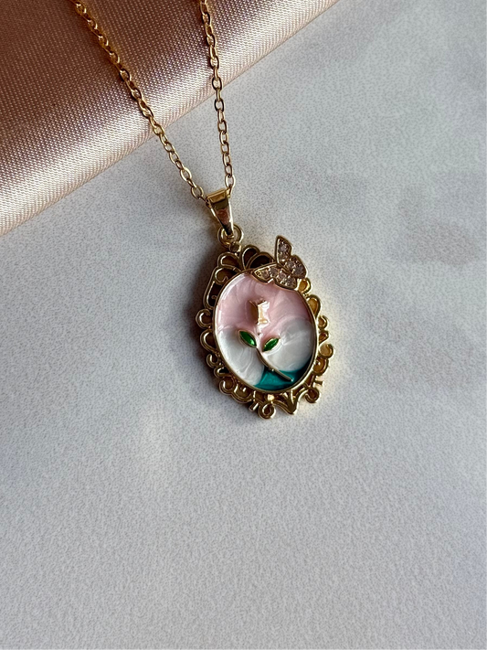 Kelebekli Çiçek Flora Kolye