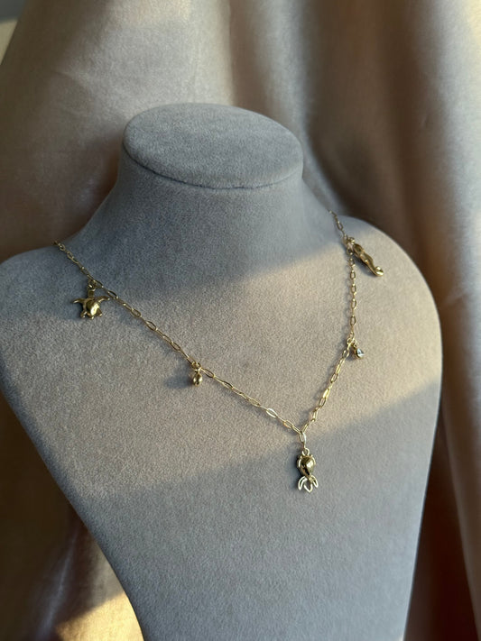 Çelik Minimal Charm Kolye