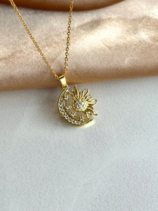 Ay Güneş Taşlı Tasarım Kolye