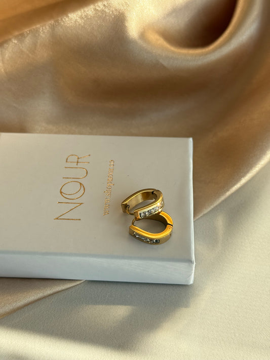 Çelik Oval Taşlı Küpe