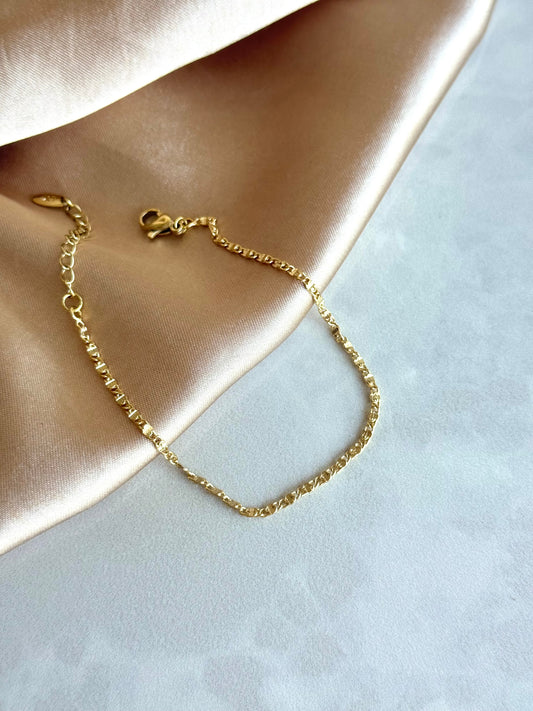 İnce Zincir Bileklik 14 Ayar Serisi