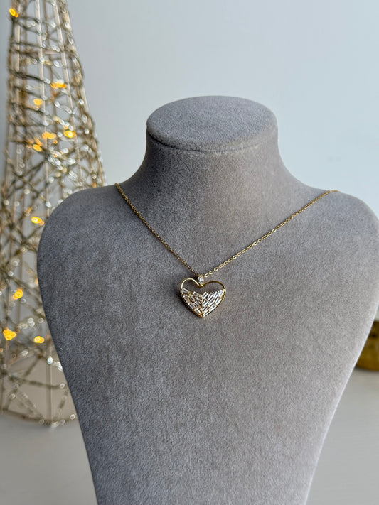 Baget Taşlı Kalp Kolye