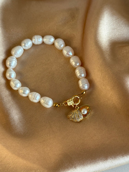 İçi Açılan Midye İnci Bileklik