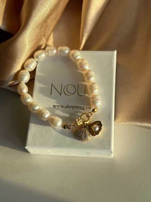 İçi Açılan Midye İnci Bileklik