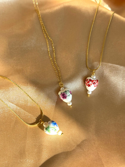 Porselen İnci Kalp Kolye