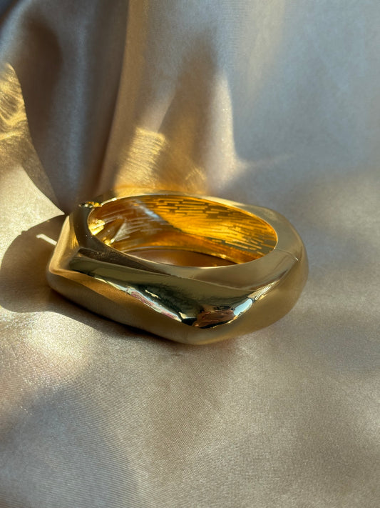 Dörtgen İri Bilezik