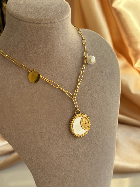 Çelik Sedef Ay Kolye