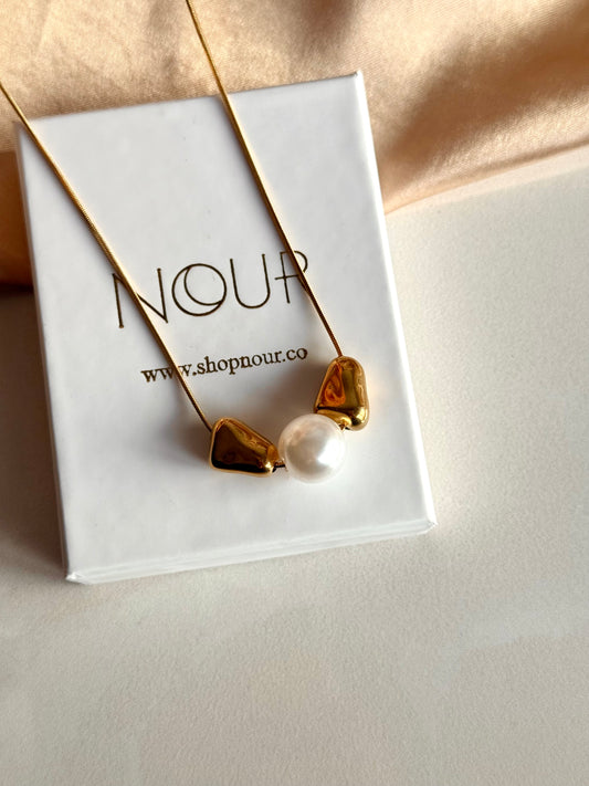 Çelik İncili Asimetrik Kolye