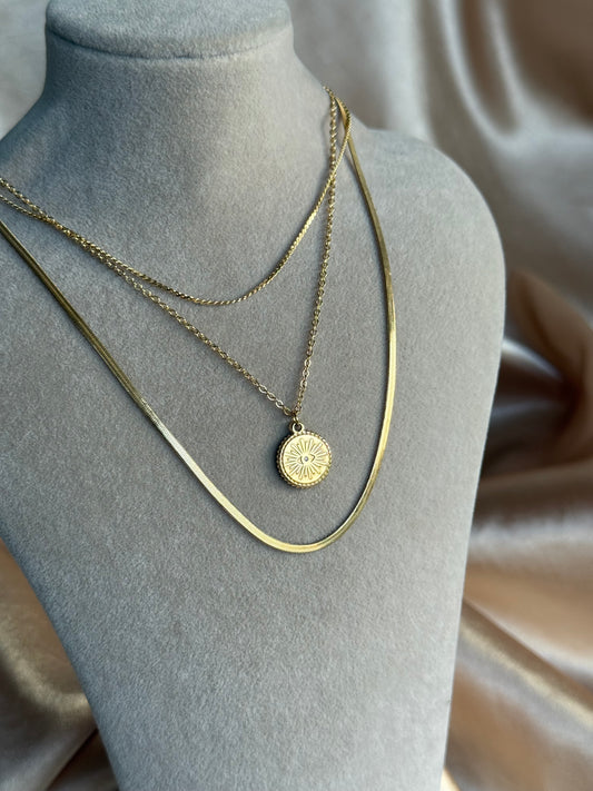 Çelik Üç Zincirli Göz Kolye