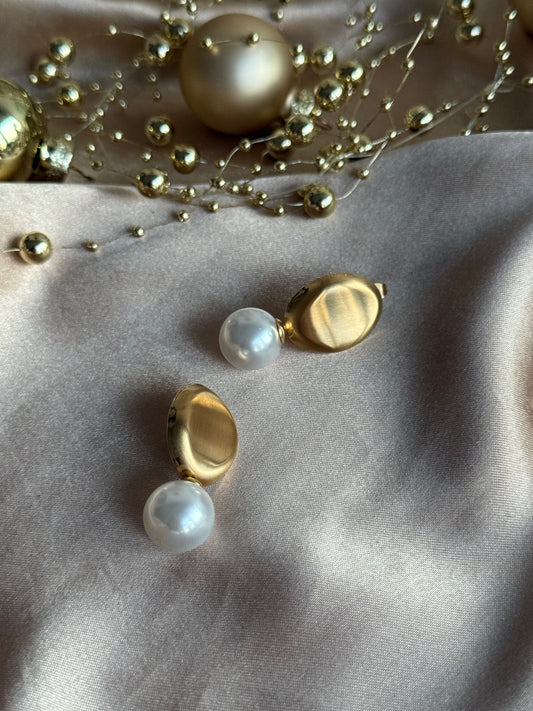 Çelik İnci Sallantılı Küpe