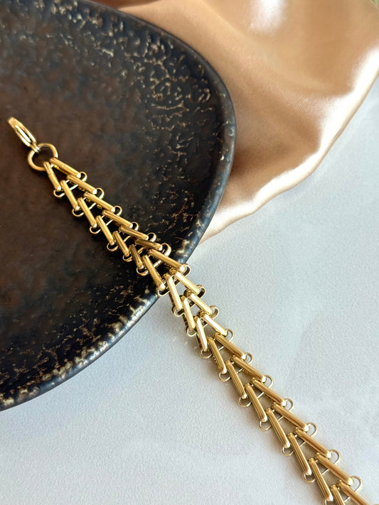 Çelik Üçgen Zincir Bileklik