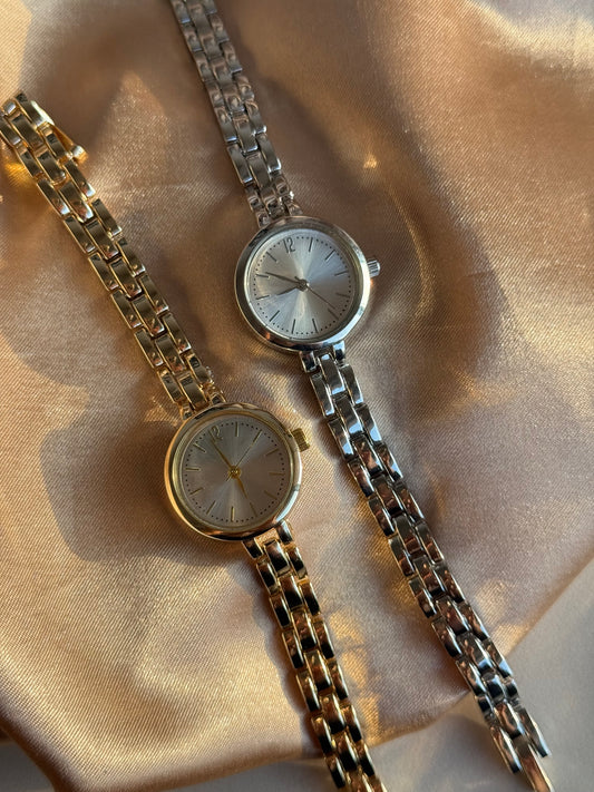 Yuvarlak Vintage Saat