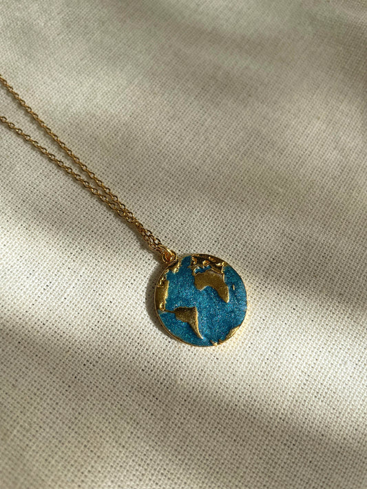 Dünya şeklinde kolye, dünya temalı kolye