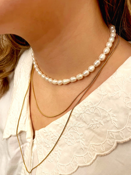 Zarif yılan zinciri ile tarzınızı yansıtın