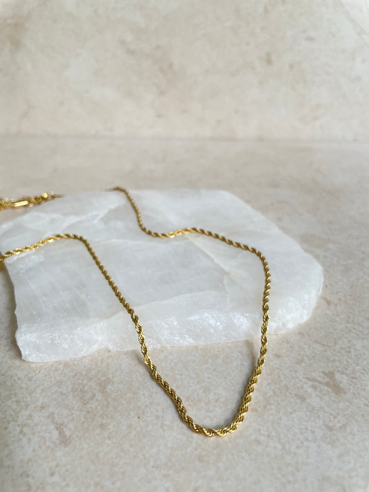 Halat Zincir Kolye, Zarif Kadın Kolyeleri