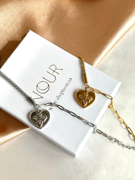 Çelik Arı Kalp Bileklik