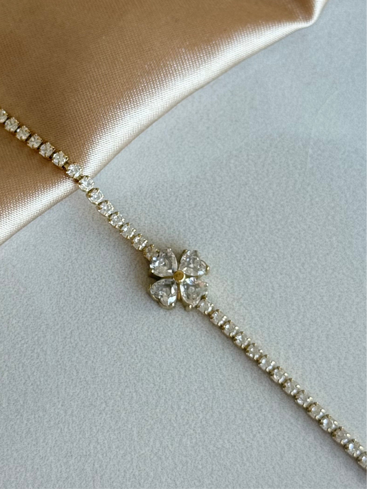 Çelik Yonca Taş Bileklik