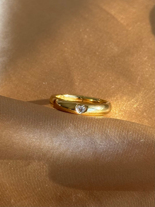 Taşlı Kalp Yüzük 14 Ayar Serisi