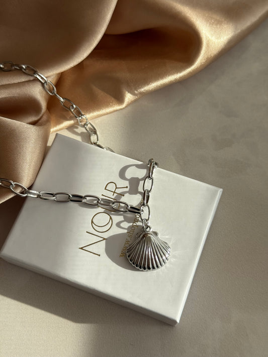 Çelik Gümüş Deniz Kabuğu Kolye