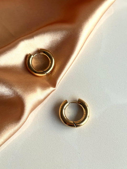 Çelik Bombe Halka Küpe