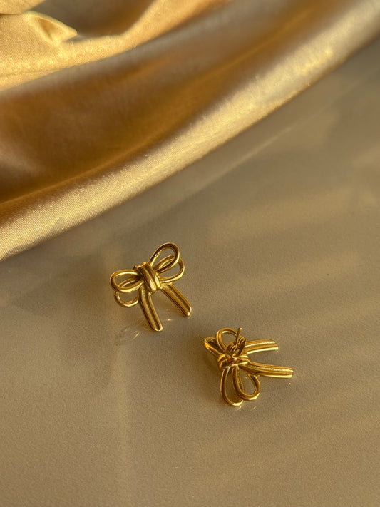 Çelik Kurdele Küpe