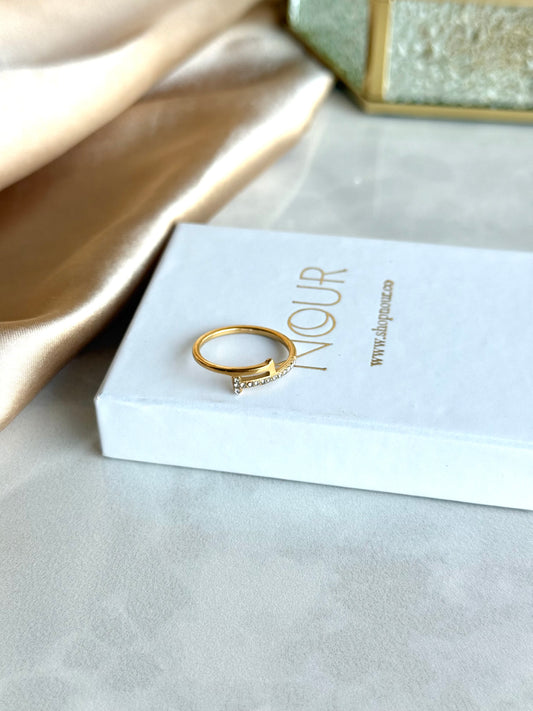 Çelik Taşlı T Yüzük