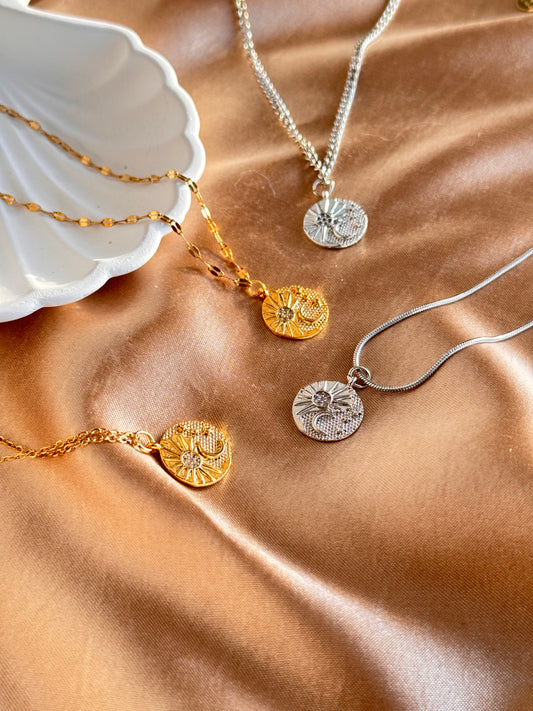Güneş Ay Taşlı Kolye