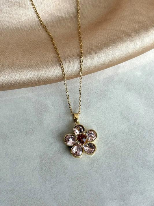 Pembe Otantik Çiçek Kolye