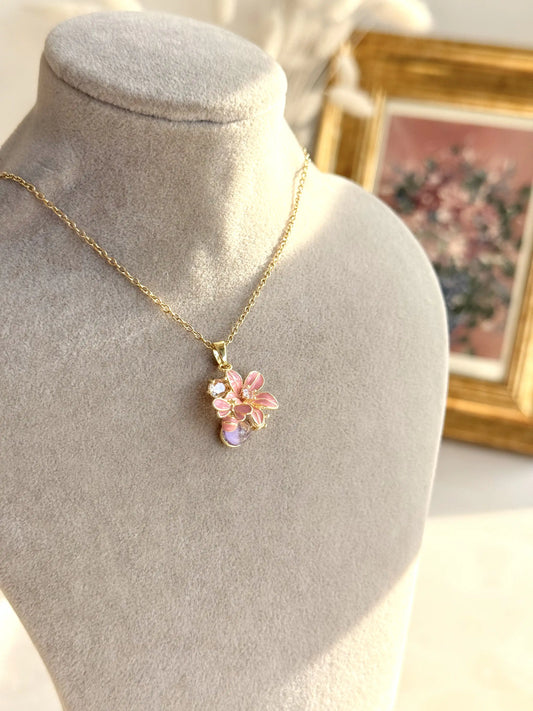 Pembe Arı Çiçek Kolye