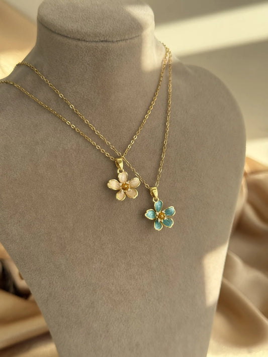 Mini Lotus Çiçek Kolye