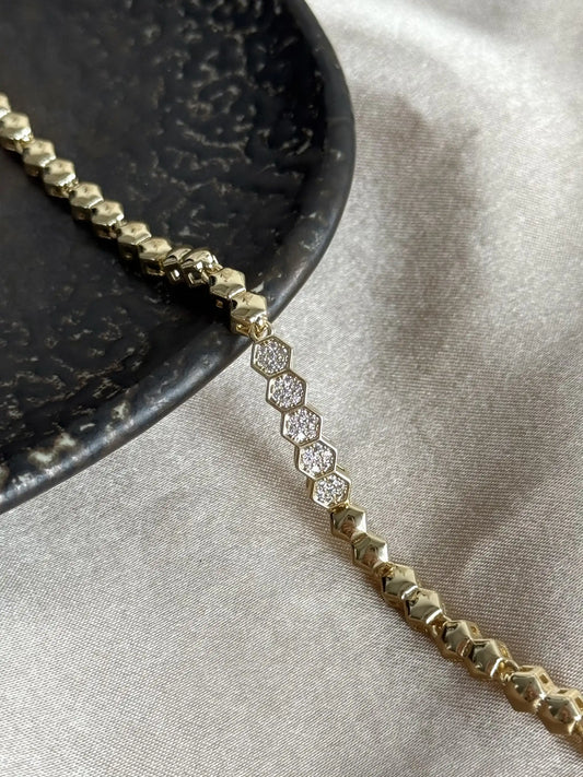 Taşlı Altıgen Bileklik 14 Ayar Özel Seri