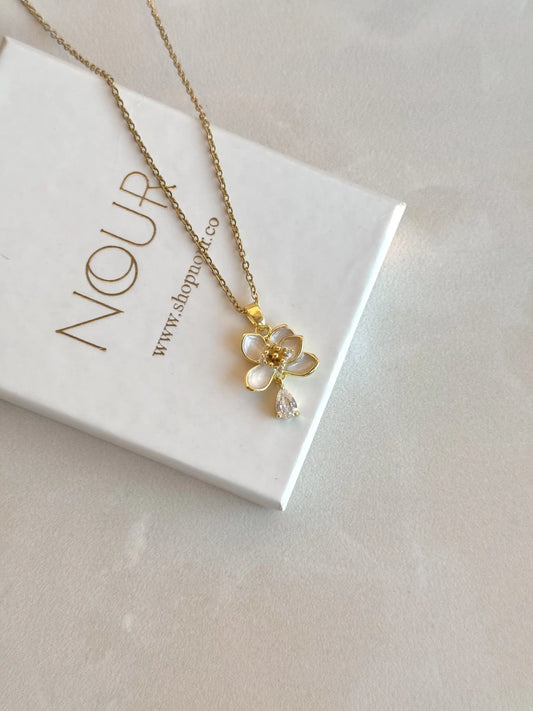 Taşlı Lotus Kolye