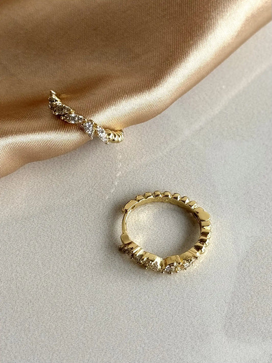 Oval Taşlı Halka Küpe 14 Ayar Serisi