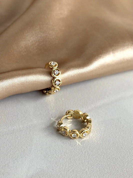 Yuvarlak Delikli Halka Küpe 14 Ayar Serisi