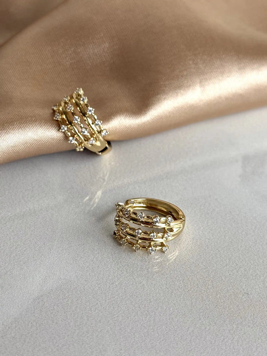 Üç Halkalı Taşlı Küpe 14 Ayar Serisi