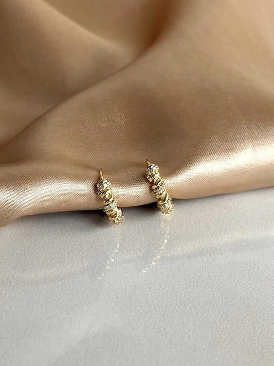 Sarmal Taşlı Halka Küpe 14 Ayar Serisi