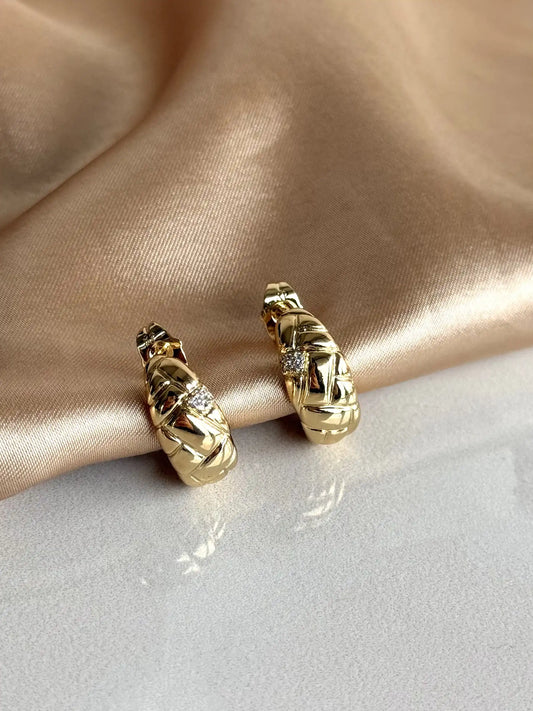 Dokulu Vintage Küpe 14 Ayar Serisi