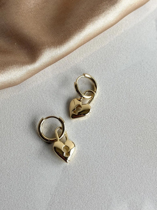 Taşlı Kalp 6'lı Set Küpe 14 Ayar Serisi