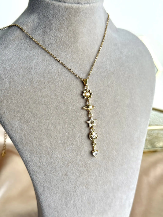 Çiçek Yıldız Y Kolye