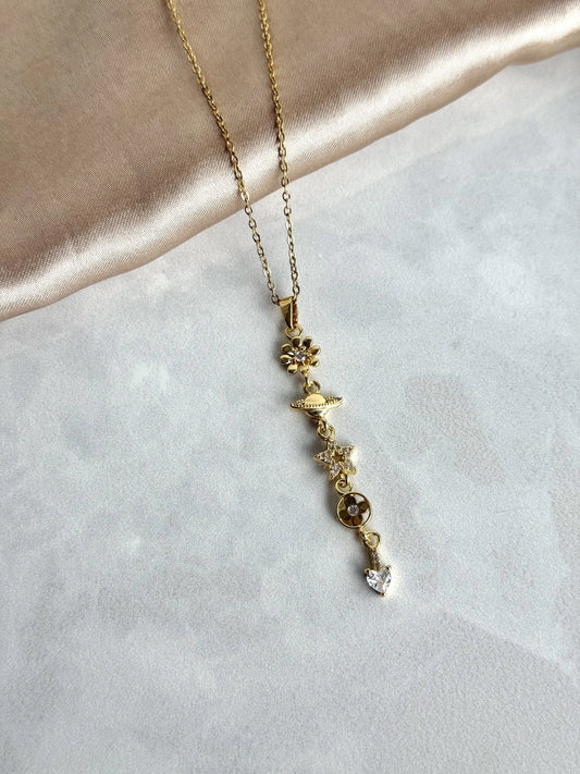 Çiçek Yıldız Y Kolye