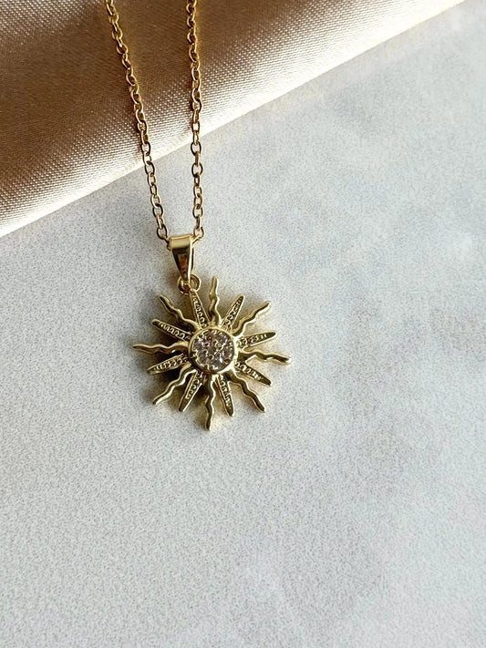 Güneş Taşlı Kolye