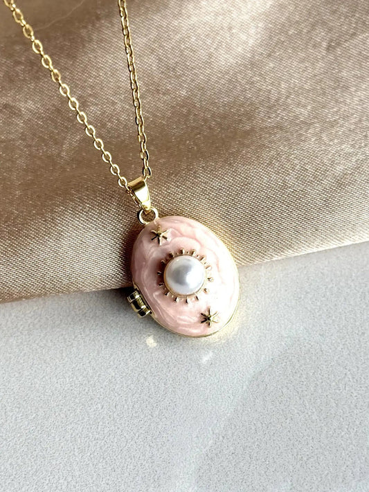 Pembe İnci Güneş Madalyon Kolye
