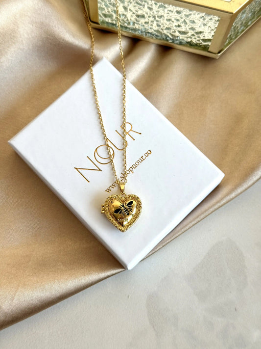 Arı Kalp Madalyon Kolye