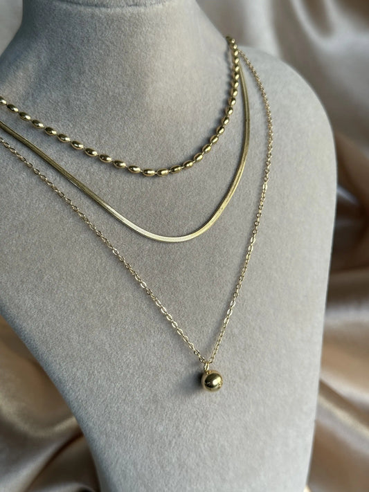 Çelik Üç Zincirli Top Kolye