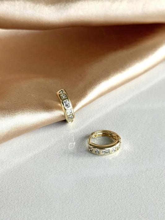 Minik Taşlı Küpe 14 Ayar Serisi