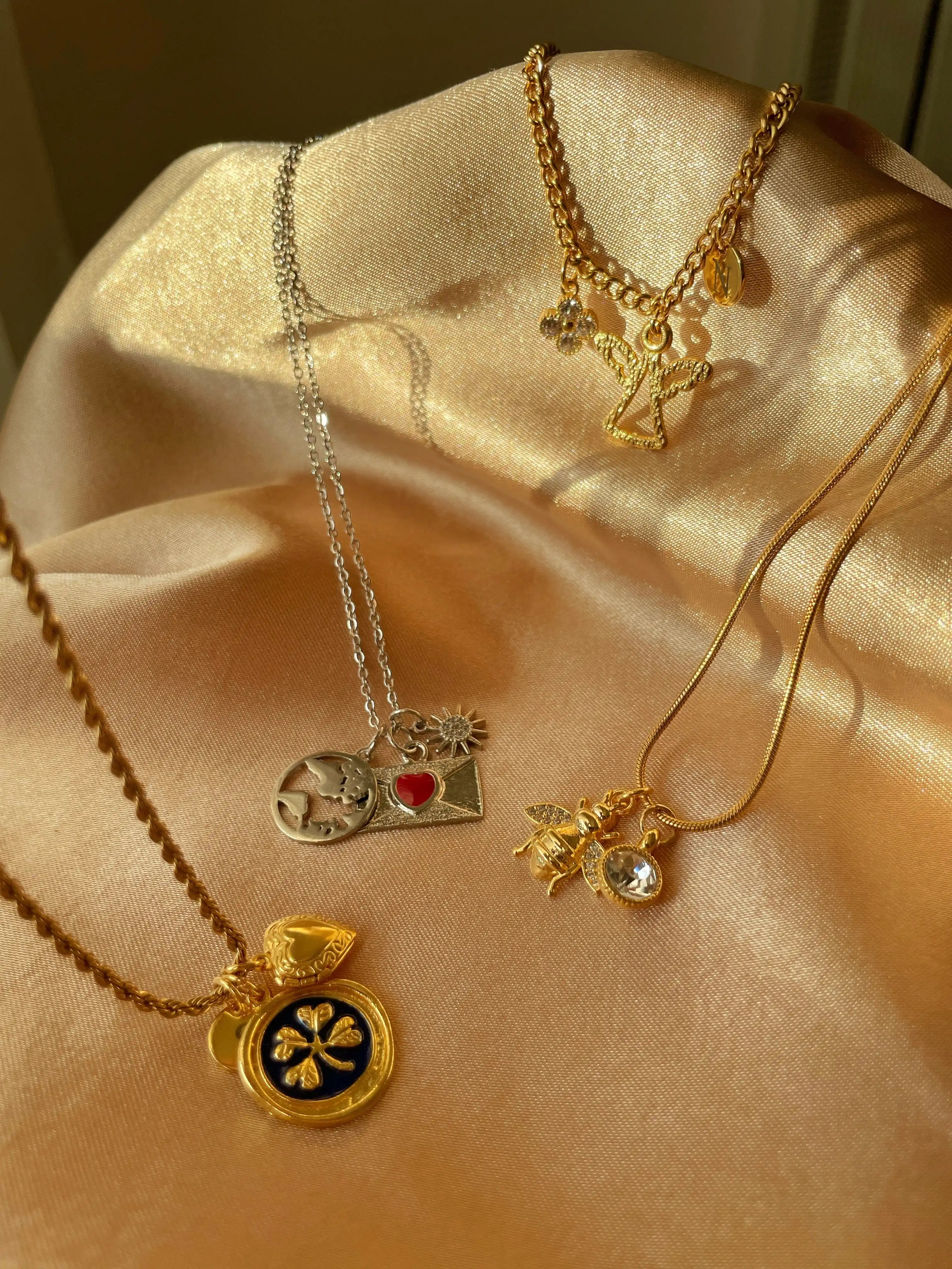 Charm Kolye Tasarla