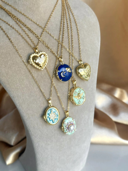 Mavi Kuzey Yıldızı Madalyon Kolye