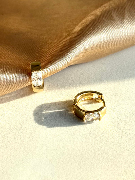 Oval Taşlı Halka Küpe 14 Ayar Serisi