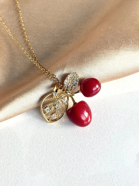 Taşlı Kiraz Kolye