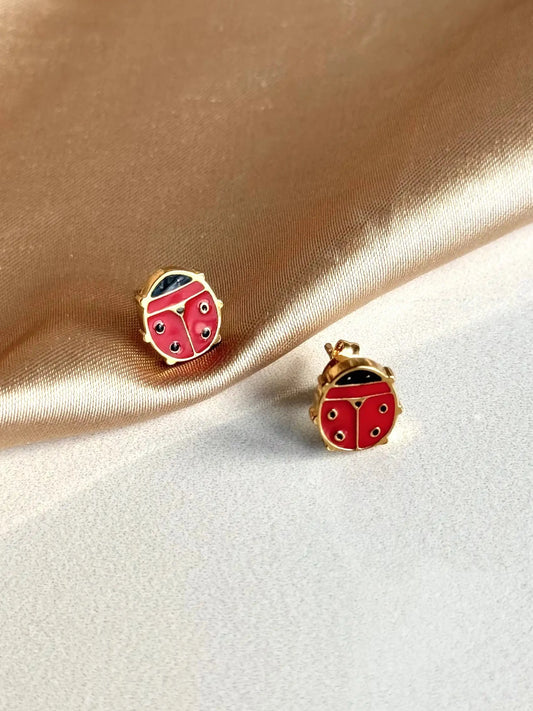 Çelik Uğur Böceği Küpe